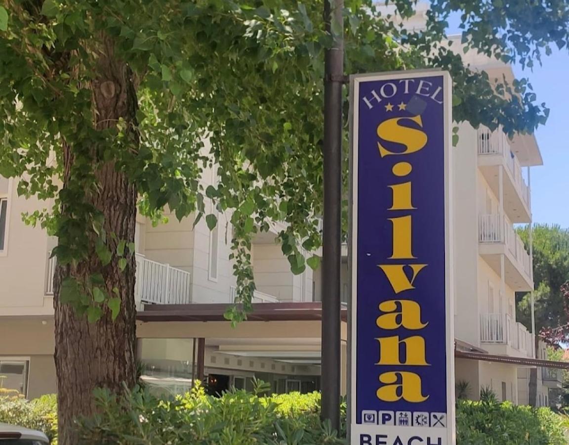 Hotel Silvana Beach Rimini Exterior foto